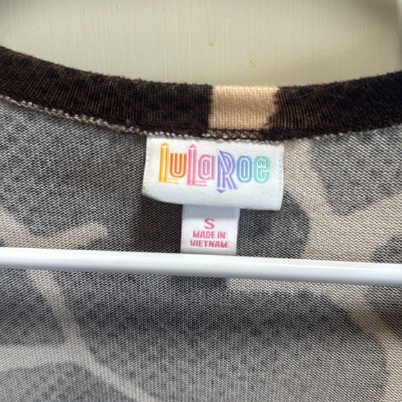 LulaRoe Caroline Chic Giraffe Print Open Cardigan size S - Picture 3 of 5